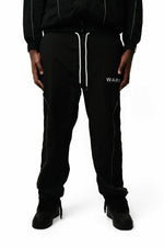 Noir shell bottoms