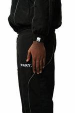 Noir shell bottoms